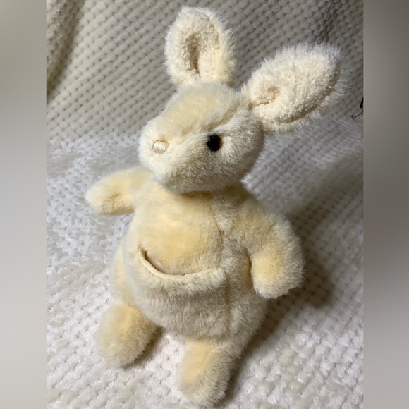 Gund Other - VINTAGE GUND Adorable Plush Kangaroo w Pouch Squeaky Stuffed Animal Toy No Joey